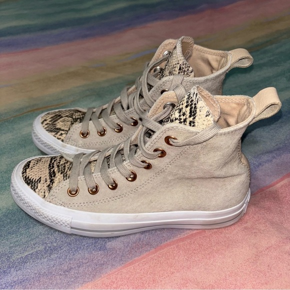Converse Chuck Taylor All Star Hi Womens Size 5 Papyrus Ivory Snake Sneakers - Picture 4 of 9